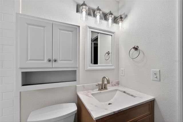 903 OLD DARBY STREET, Seffner, FL 33584