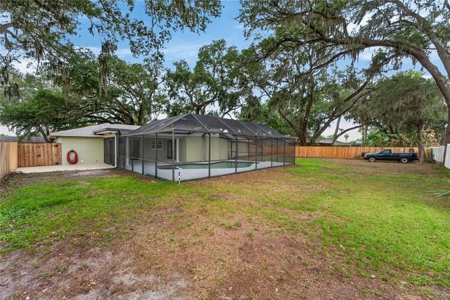903 OLD DARBY STREET, Seffner, FL 33584