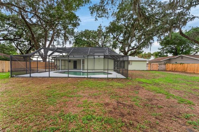 903 OLD DARBY STREET, Seffner, FL 33584