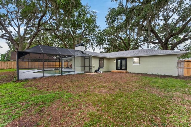 903 OLD DARBY STREET, Seffner, FL 33584