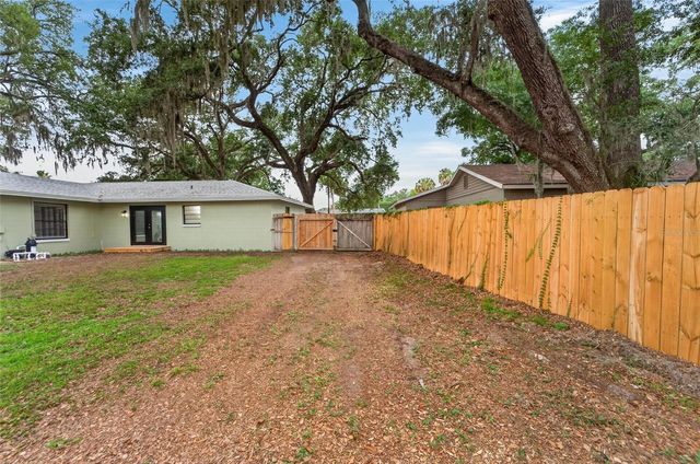 903 OLD DARBY STREET, Seffner, FL 33584