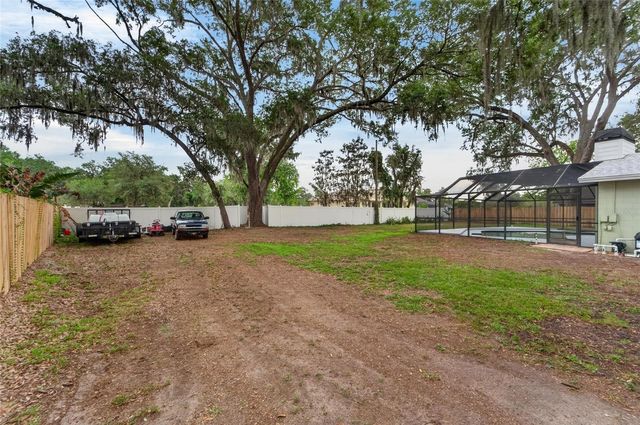 903 OLD DARBY STREET, Seffner, FL 33584
