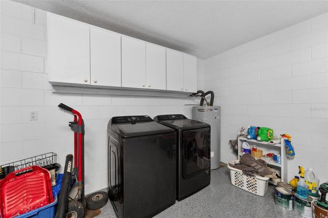 903 OLD DARBY STREET, Seffner, FL 33584