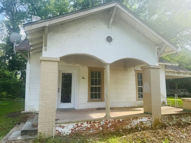 613 Catalpa Ave, Dothan, AL 36301