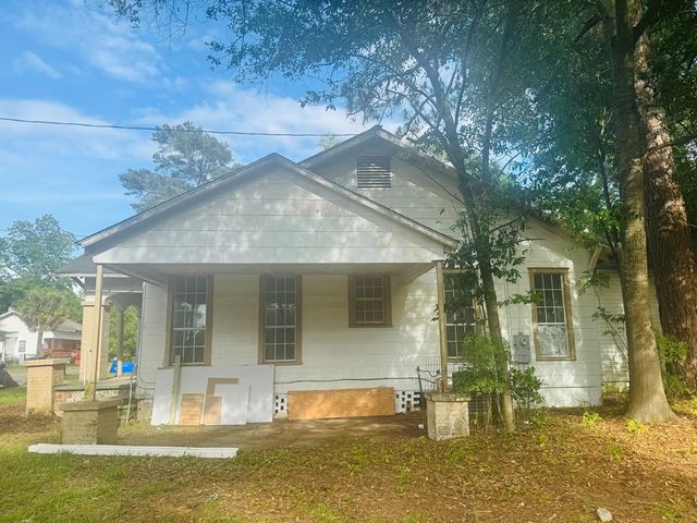 613 Catalpa Ave, Dothan, AL 36301