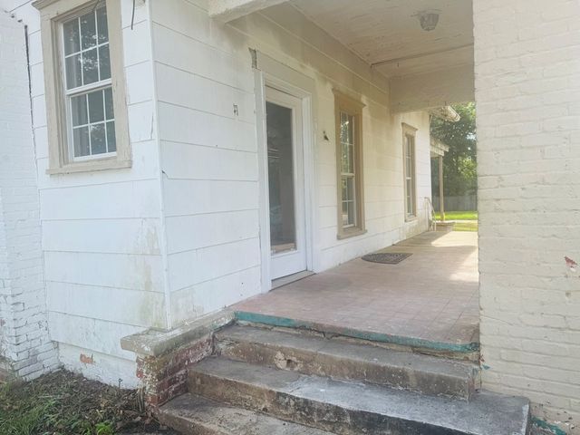 613 Catalpa Ave, Dothan, AL 36301