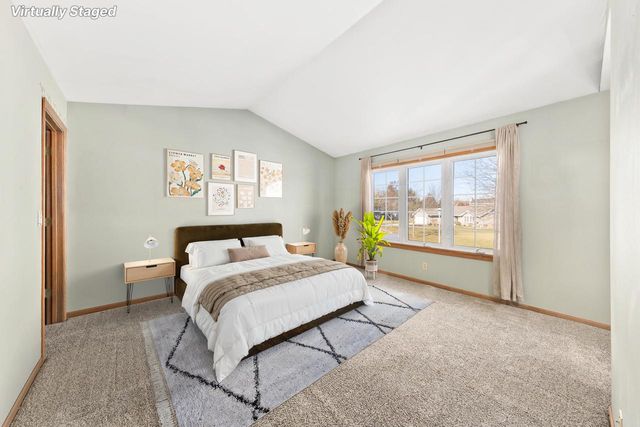 621 E Mary LANE, Oak Creek, WI 53154