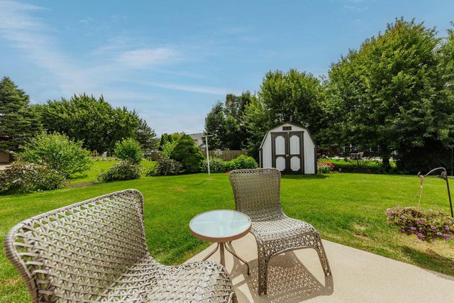 621 E Mary LANE, Oak Creek, WI 53154