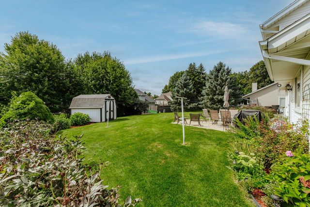 621 E Mary LANE, Oak Creek, WI 53154