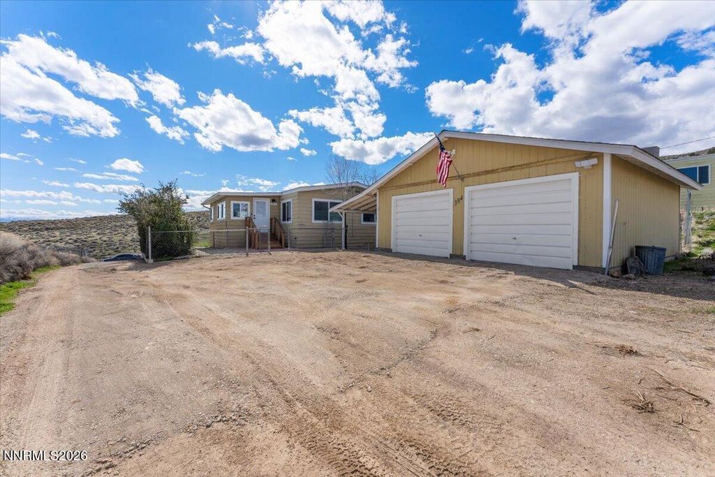 Image 3 of property listing at 384 Loster Way, Sun Valley, NV 89433