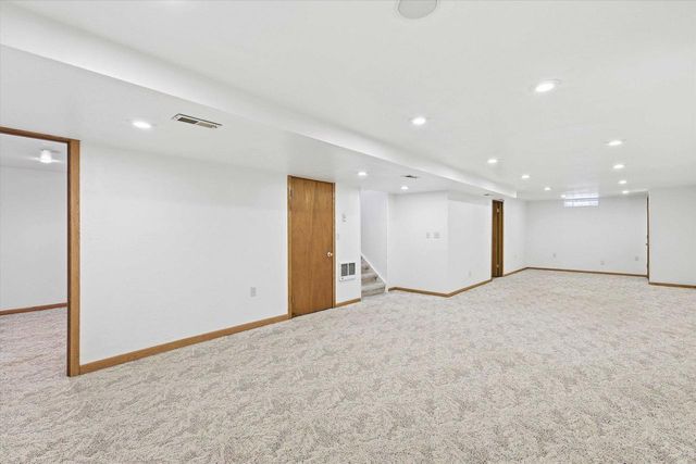 1237 E CALUMET STREET, Appleton, WI 54915