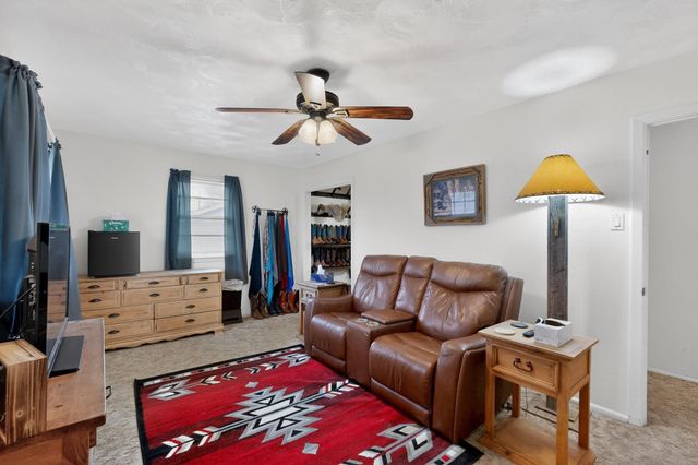 202 Senter Valley Road, Irving, TX 75060