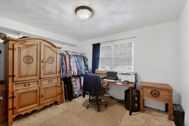 202 Senter Valley Road, Irving, TX 75060