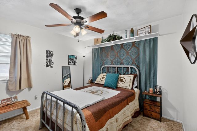 202 Senter Valley Road, Irving, TX 75060