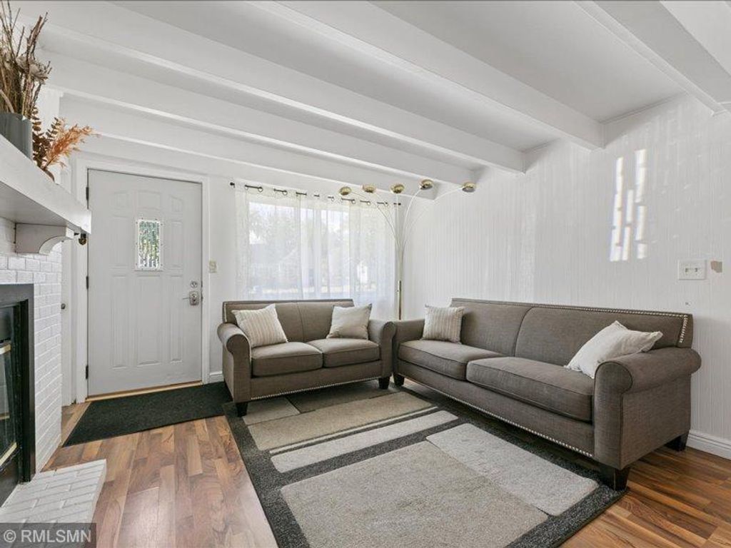 8635 Colfax Avenue S, Bloomington, MN 55420 — photo 5