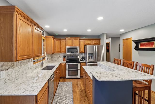 602 SE Michael Drive, Ankeny, IA 50021