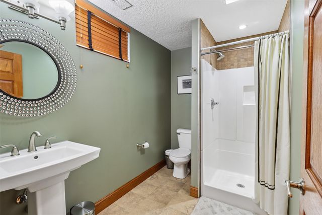 602 SE Michael Drive, Ankeny, IA 50021