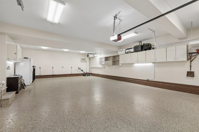 602 SE Michael Drive, Ankeny, IA 50021