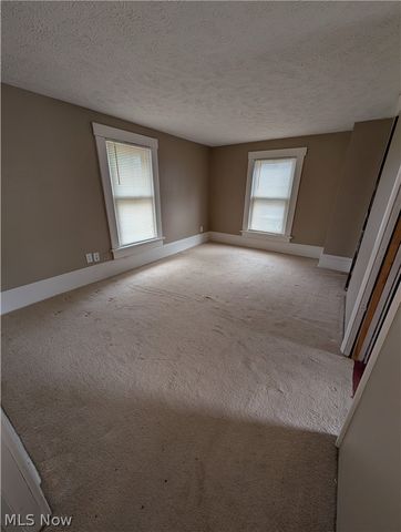 225 W Ohio Avenue, Sebring, OH 44672
