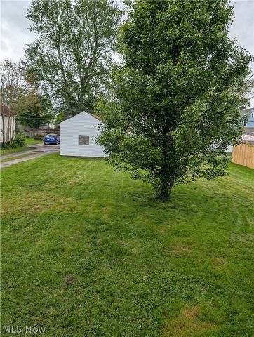225 W Ohio Avenue, Sebring, OH 44672