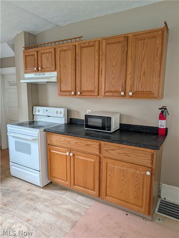 225 W Ohio Avenue, Sebring, OH 44672
