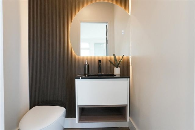 29 Woodford St 1, Boston, MA 02125