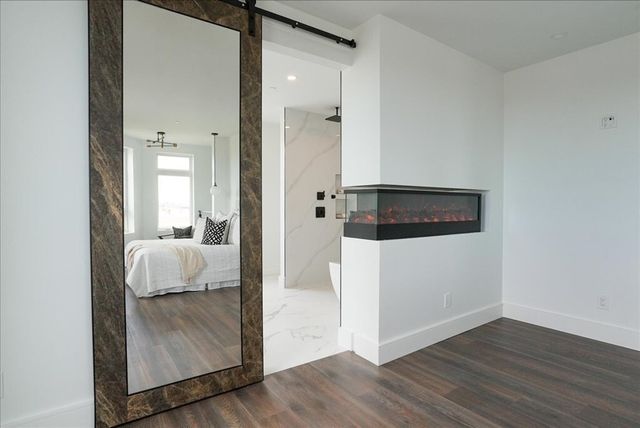 29 Woodford St 1, Boston, MA 02125