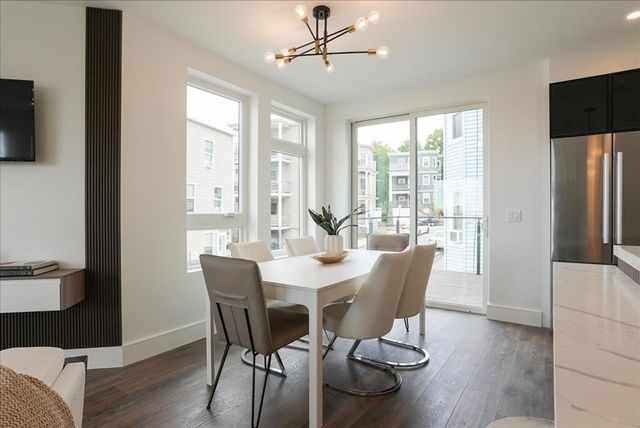 29 Woodford St 1, Boston, MA 02125