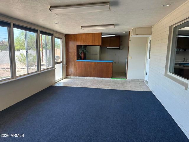 101 E Papago Drive E, Tempe, AZ 85288