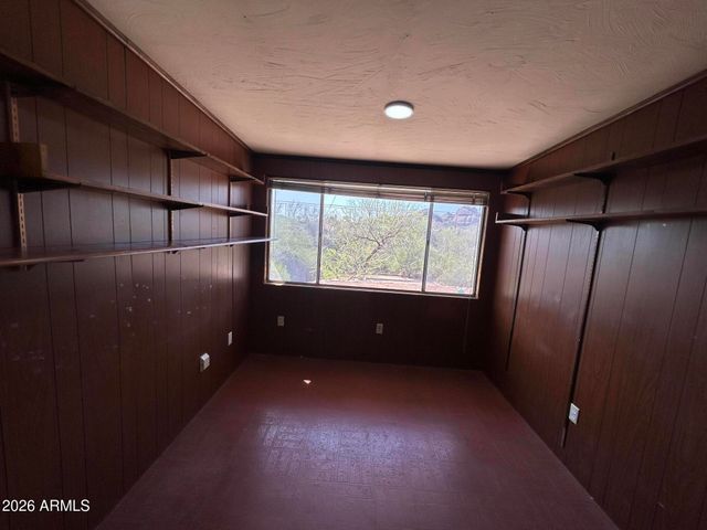 101 E Papago Drive E, Tempe, AZ 85288