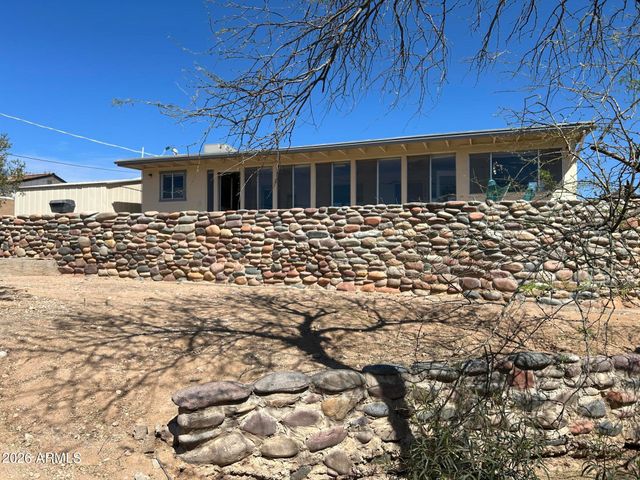 101 E Papago Drive E, Tempe, AZ 85288