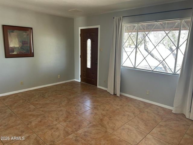 101 E Papago Drive E, Tempe, AZ 85288