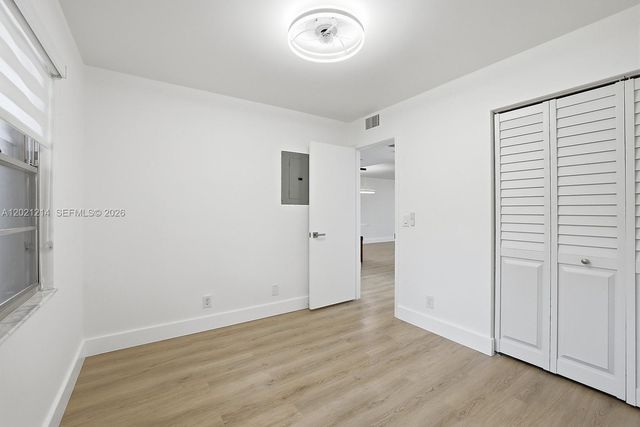 300 SW 130th Ter 110B, Pembroke Pines, FL 33027