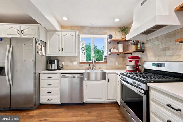 801 TERWOOD RD, Drexel Hill, PA 19026