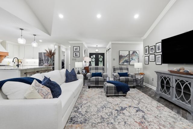 4401 Wagon Trace Cv, White Hall, AR 71602