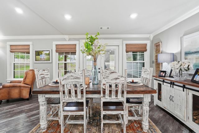 4401 Wagon Trace Cv, White Hall, AR 71602