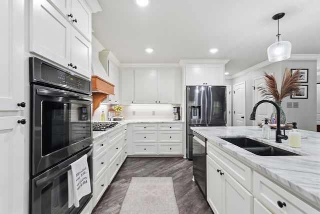 4401 Wagon Trace Cv, White Hall, AR 71602