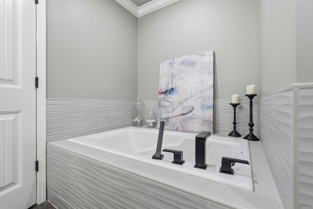 4401 Wagon Trace Cv, White Hall, AR 71602