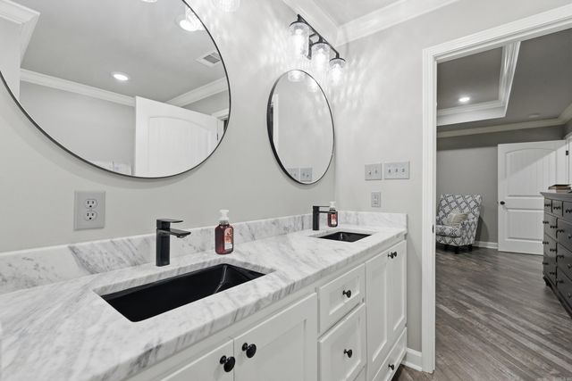 4401 Wagon Trace Cv, White Hall, AR 71602