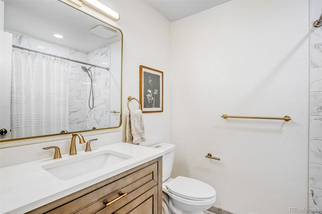 2923 S Reading Court, Denver, CO 80231