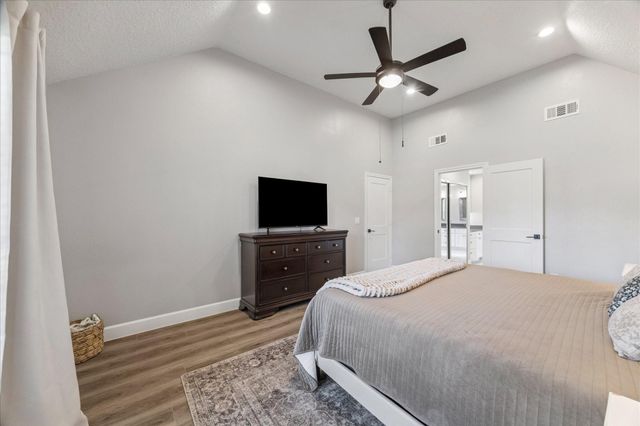 18538 Iron Lake Drive, Houston, TX 77084