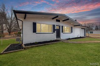 2780 Narraganset Drive, Florissant, MO 63033