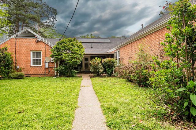 484 Elaine Ave, Camden, AR 71701