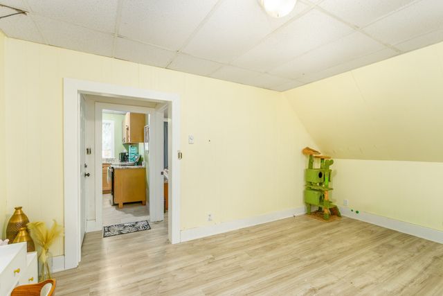 124 Belmont St, Worcester, MA 01605