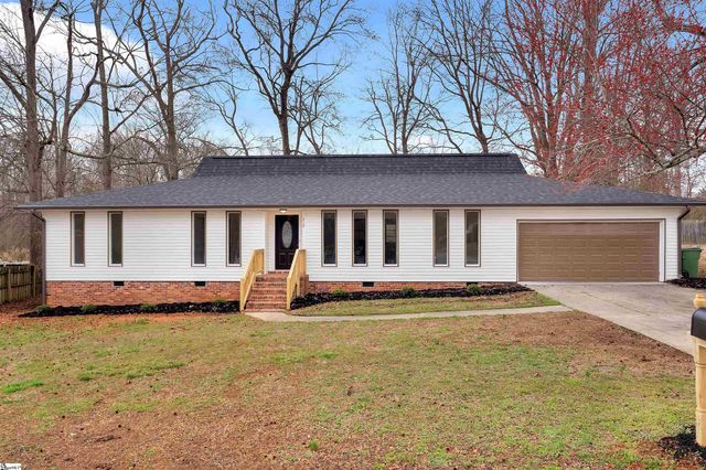 212 Barrett Drive, Mauldin, SC 29662
