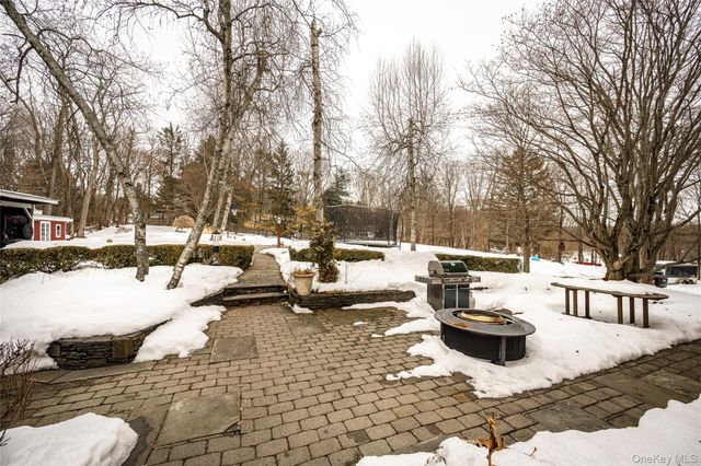 132 Honeywell Lane, Hyde Park, NY 12538