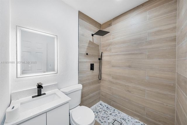 6911 NW 4th Ct C, Miami, FL 33150