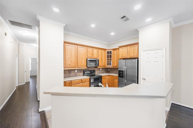 12755 Mill Ridge Drive 703, Cypress, TX 77429