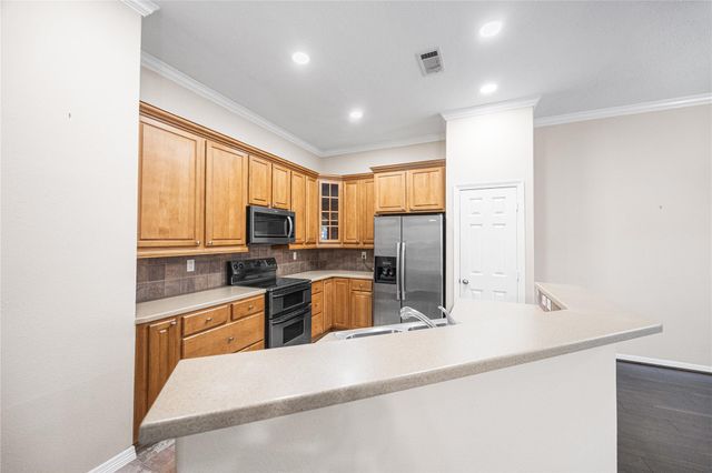 12755 Mill Ridge Drive 703, Cypress, TX 77429