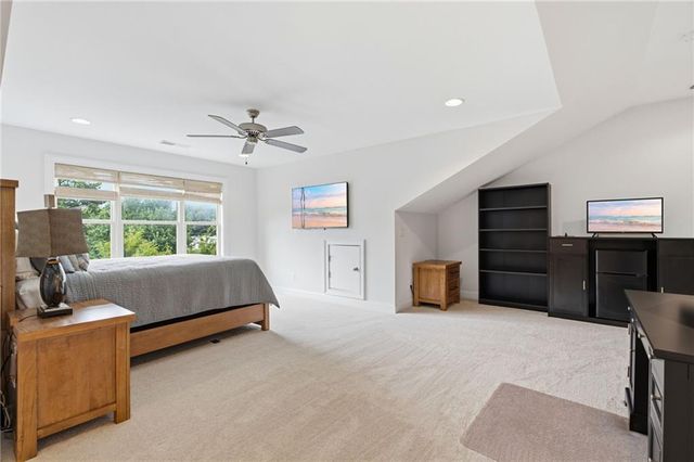 3948 Cliffmont Circle, Marietta, GA 30068